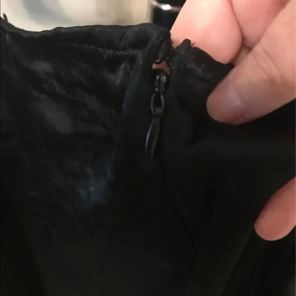 COLD Shoulder black dress size XXL - Picture 6 of 7